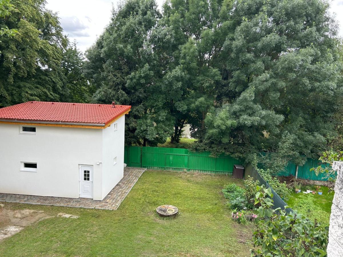 Zahradni Dum Villa Прага Екстериор снимка